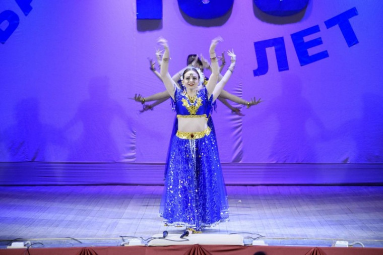100 лет Бакчару.
