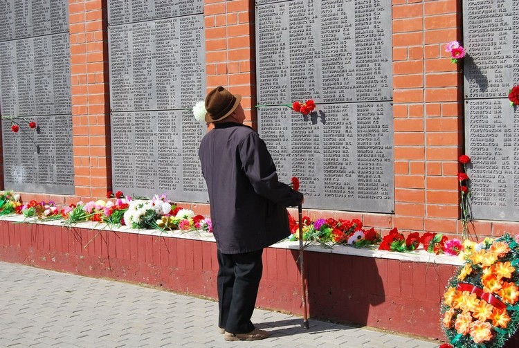 9 мая 2013 года..